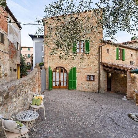Lajatico Rentals - Casa Di Alice Nel Borgo Eksteriør bilde