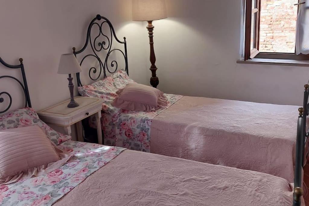 Lajatico Rentals - Casa Di Alice Nel Borgo Eksteriør bilde